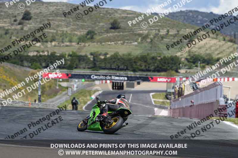 cadwell no limits trackday;cadwell park;cadwell park photographs;cadwell trackday photographs;enduro digital images;event digital images;eventdigitalimages;navarra;no limits trackdays;peter wileman photography;racing digital images;trackday digital images;trackday photos